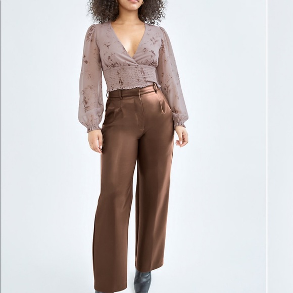 Wilfred Smocked V-neck blouse - Picture 3 of 8